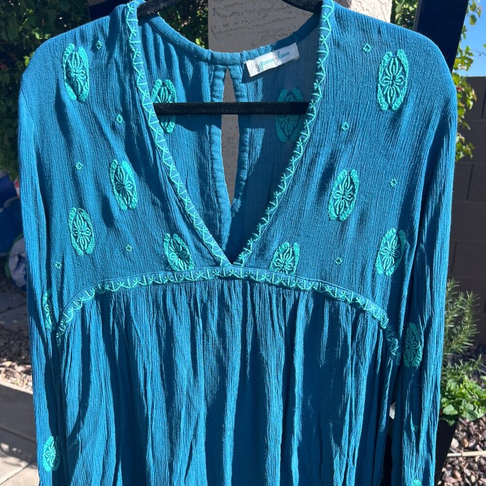 SZL Grace&Lace Turquoise Boho Tunic Top. VNeck, Embroidery, Loose, Flowy.